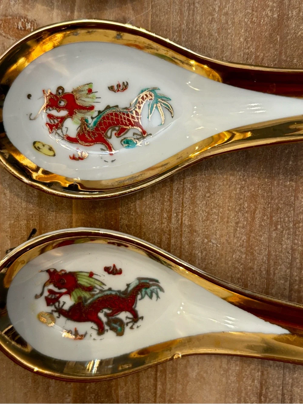 Decorative Golden Dragon Porcelain Hand Painted Spoon Set Gold-Trim White (5)